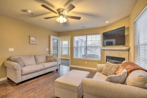 Sunroom and Golf Course View Cozy Branson Condo!